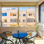 Sunny Luxurious By Pikhost *