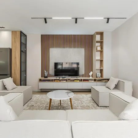 Sunny Luxurious By Pikhost Durrës