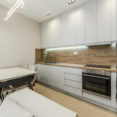 Apartment Sunny Luxurious By Pikhost Durrës