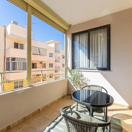 Apartment Sunny Luxurious By Pikhost
