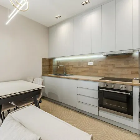 Apartment Sunny Luxurious By Pikhost Durrës