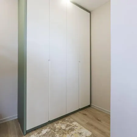 Sunny Luxurious By Pikhost Apartment *