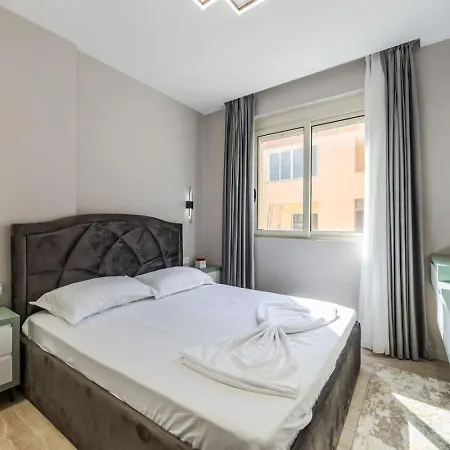 Apartment Sunny Luxurious By Pikhost Durrës