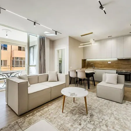 Sunny Luxurious By Pikhost * Durrës