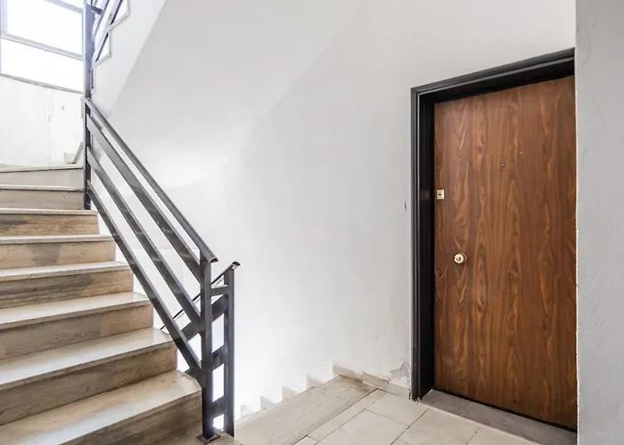 Sunny Luxurious By Pikhost *