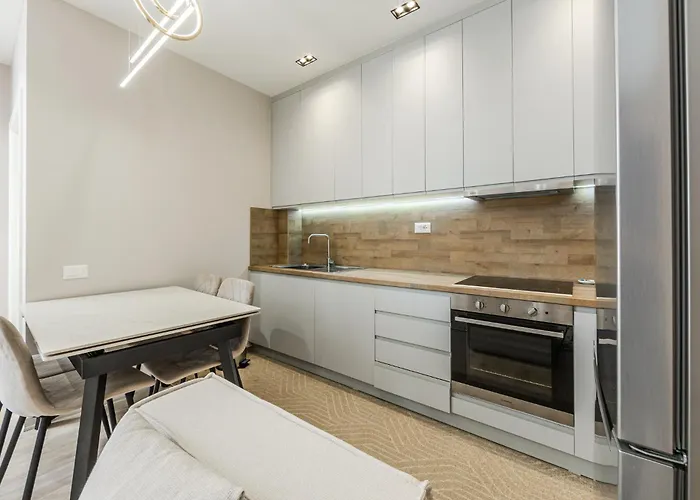 Apartment Sunny Luxurious By Pikhost Durrës