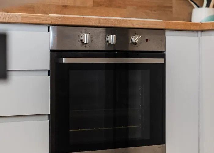 Sunny Luxurious By Pikhost * Durrës