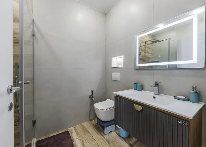 Sunny Luxurious By Pikhost Apartment *